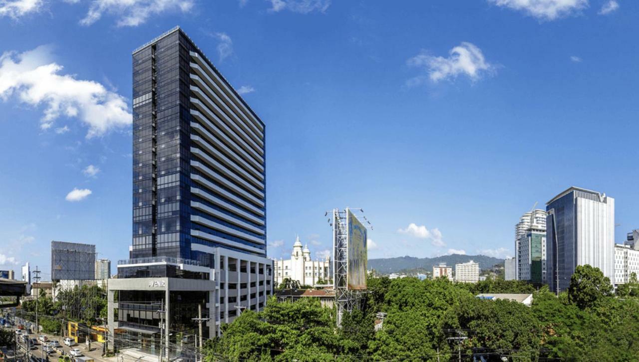 Free Netflix Condo Near It Park With 32-Inch Samsung Hdtv Cebu ภายนอก รูปภาพ