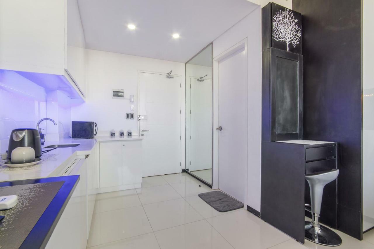 Free Netflix Condo Near It Park With 32-Inch Samsung Hdtv Cebu ภายนอก รูปภาพ